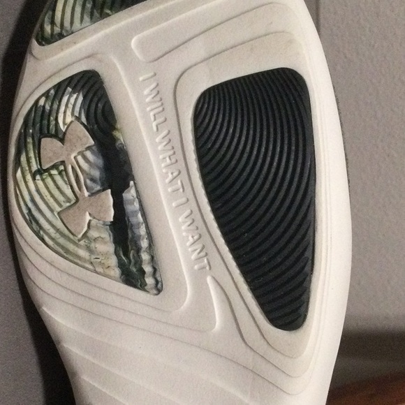 Under Armour Women's Street Precision Mid Lux Cross-Trainer Shoe 8 - Picture 6 of 6